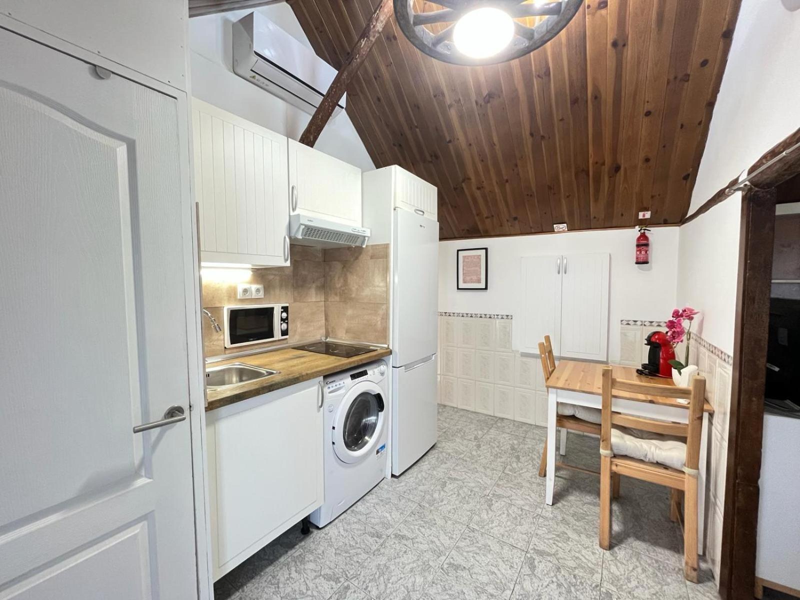 Free Parking, 40 Meters From The Beach, Wi-Fi, Ac Estepona Exterior foto